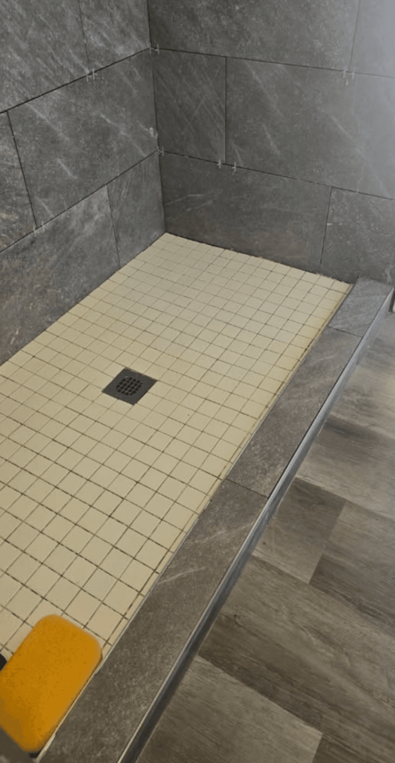 Bathroom Remodels project photo 17