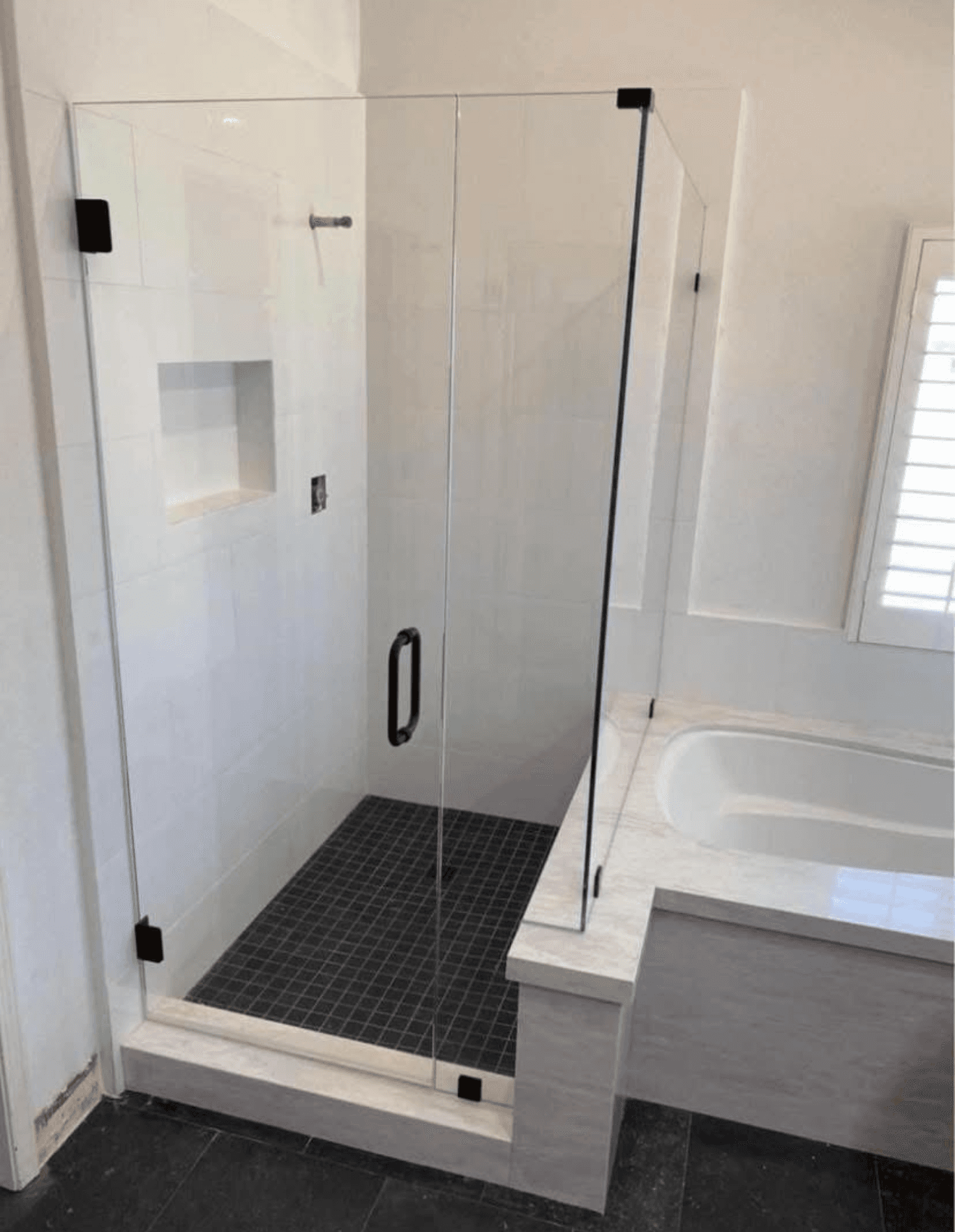 Bathroom Remodels project photo 39