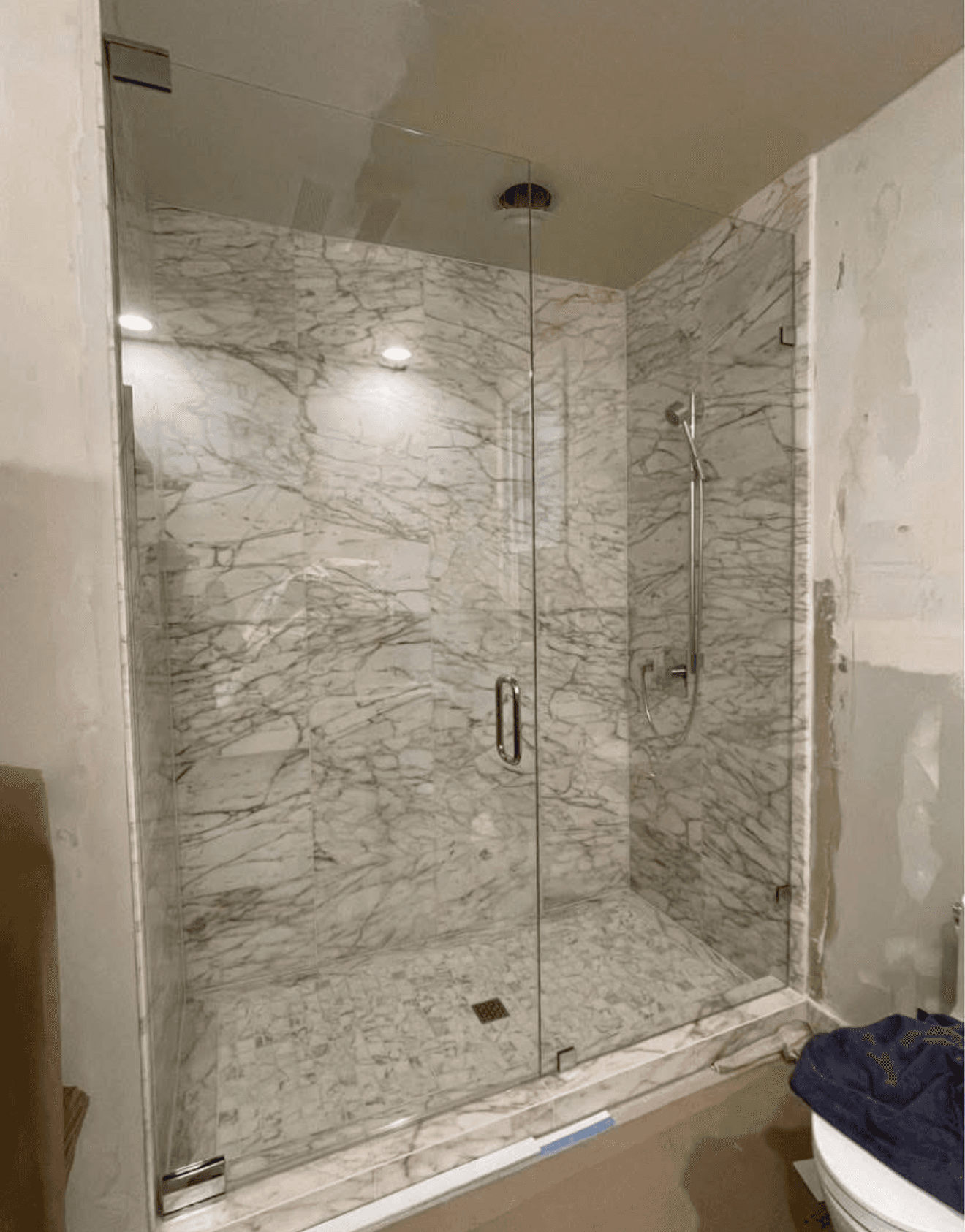 Bathroom Remodels project photo 44